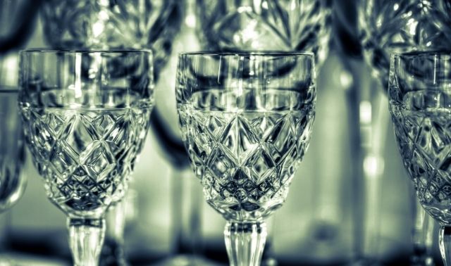 Hidden in Plain Sight: How to Identify Lead in Your Glassware  CarryHome