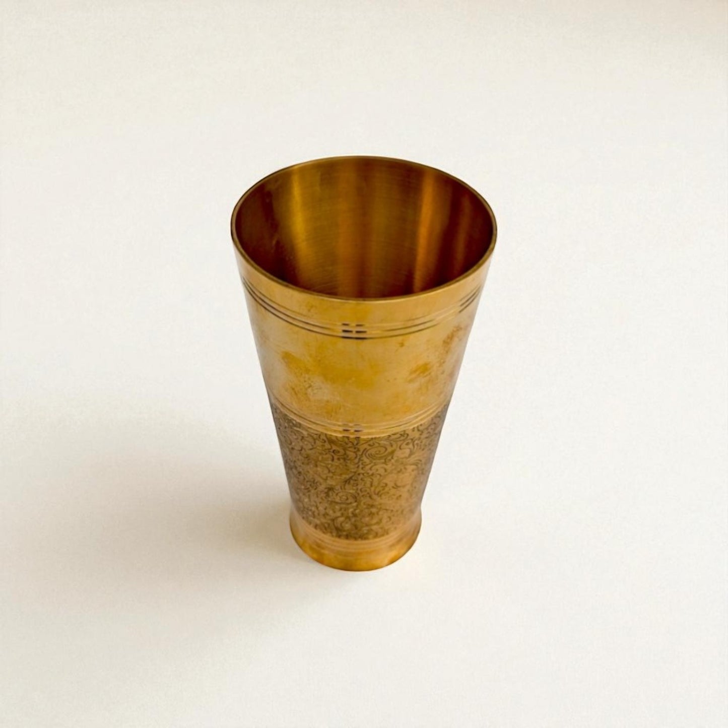 The Ice Etched Brass Glass, Pitcher for Serving, 900ml