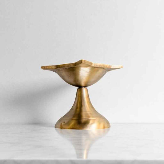 Kansa 5-Face Diya, Matte finish, Traditional Star-Shaped Oil Lamp (Copy)