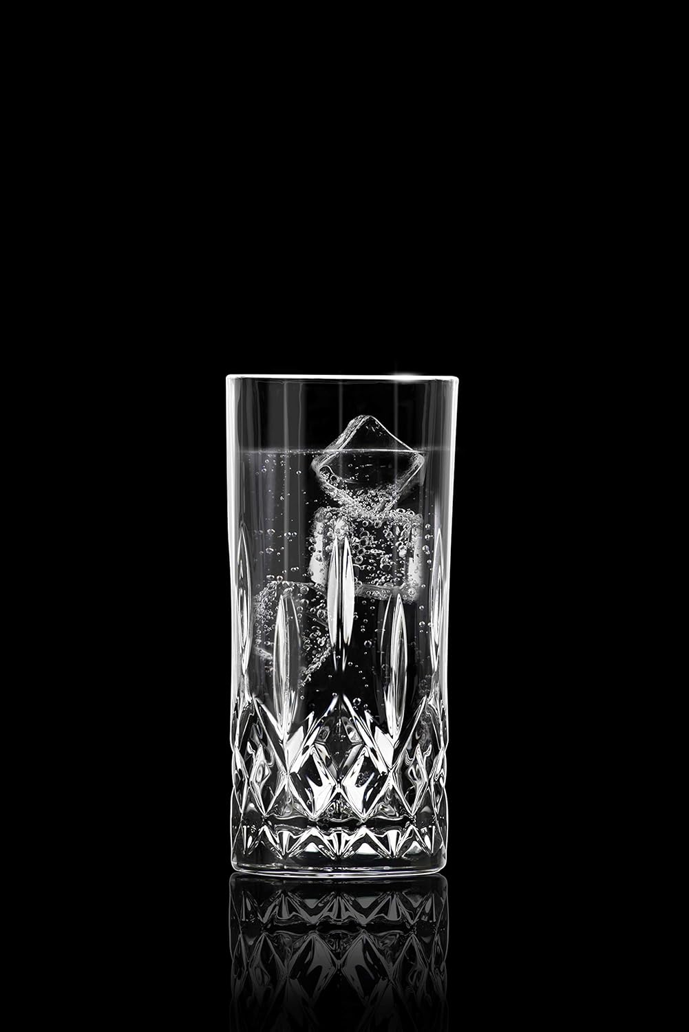 RCR Opera Cocktail Tumbler Set featuring elegant crystal design for serving cocktails