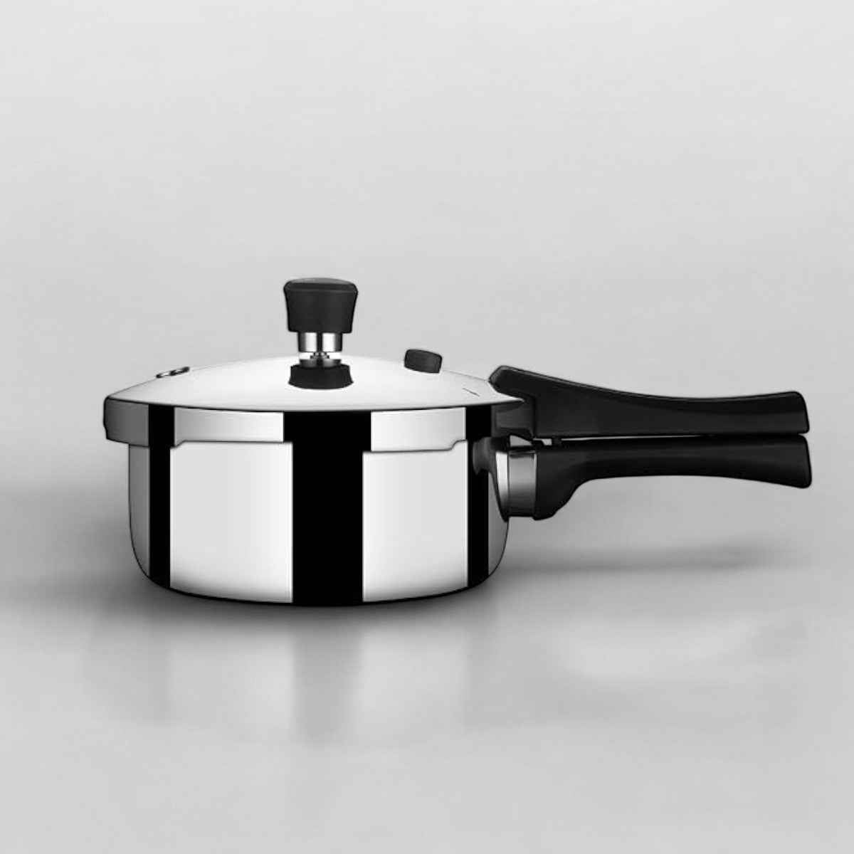 Stahl Xpress Triply Pressure Cooker, 5 liters, Broad