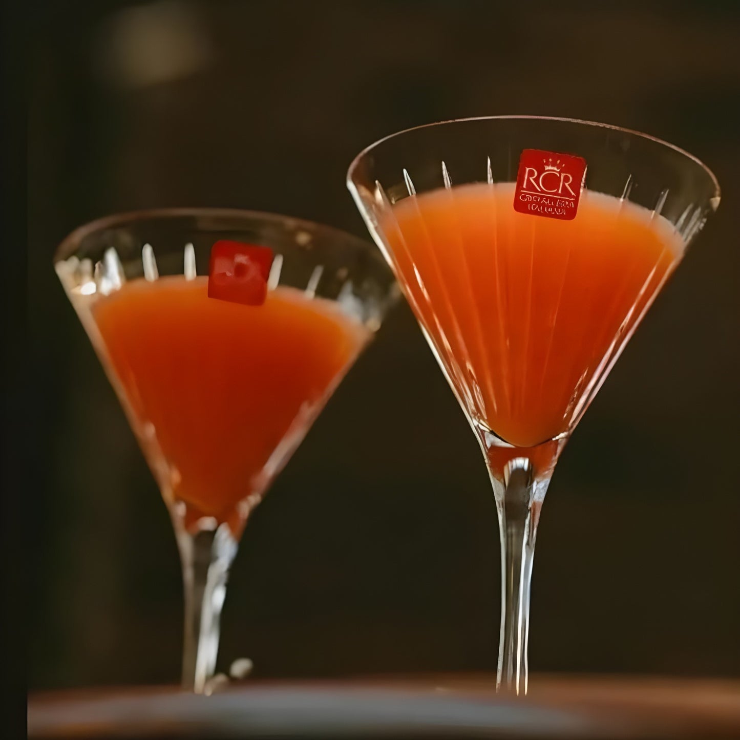Product spec diagram of the RCR Timeless cocktail martini glass, showing 210 ml capacity, dimensions, and boxed set of six.