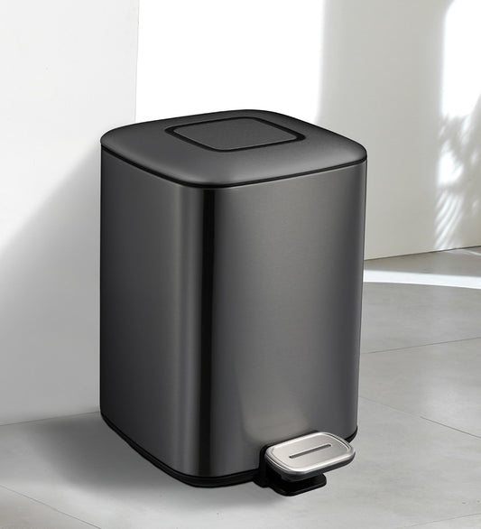 Obsession Dustbin Regent Black 12 Ltr stainless steel with side view and foot pedal for easy operation