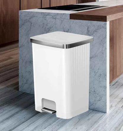 Obsessions Eko Hana Plastic Bin 70L, White