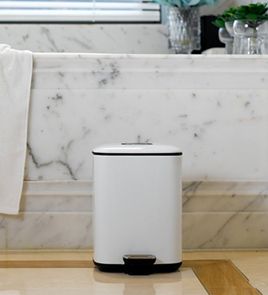 Obsessions Regent Stainless Steel Dustbin White 6 Ltr – sleek and compact design